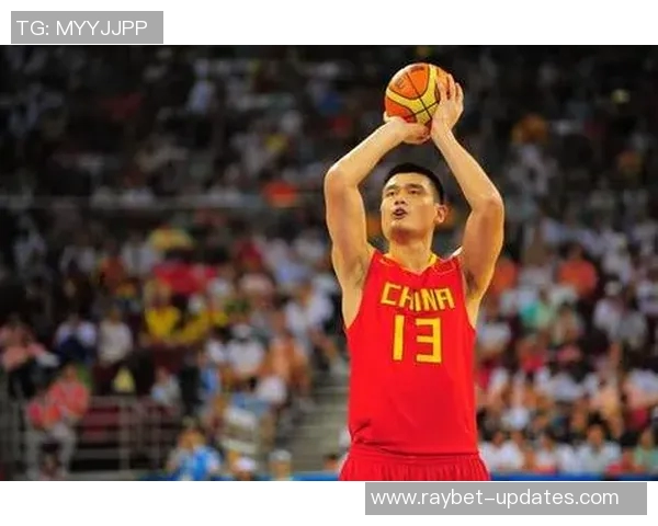 姚明在国内篮球界崭露头角的传奇之路与成长历程回顾