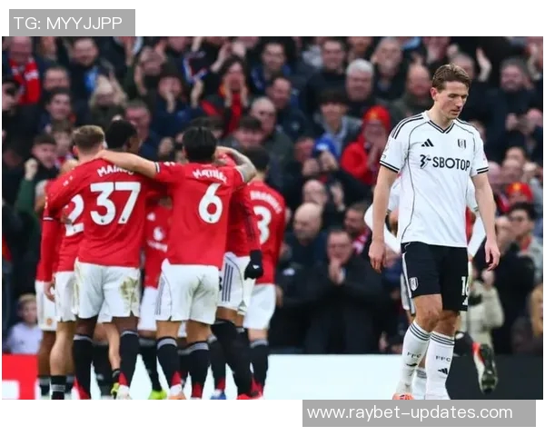 英超惊天冷门本菲卡逆转曼联引发全场狂欢战报解析