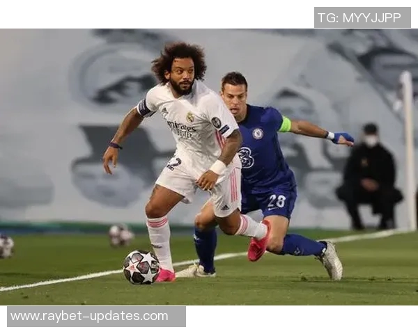 意甲激战切尔西与皇马握手言和逆转瞬间点燃全场激情 意甲激战切尔西与皇马握手言和逆转瞬间点燃全场激情