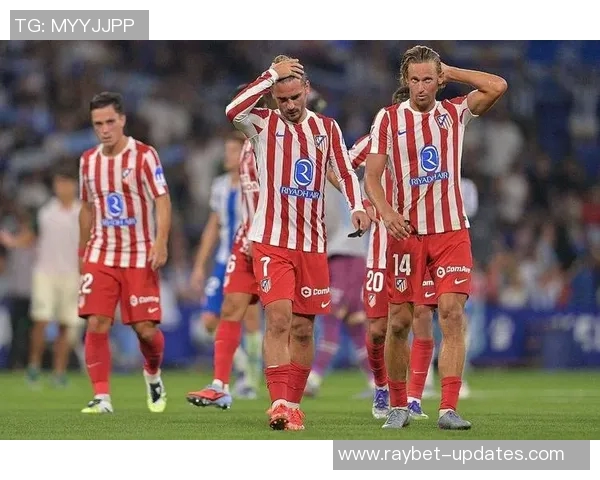 中超赛场阿森纳大胜巴黎圣日耳曼乌龙球引发争议判罚全场沸腾