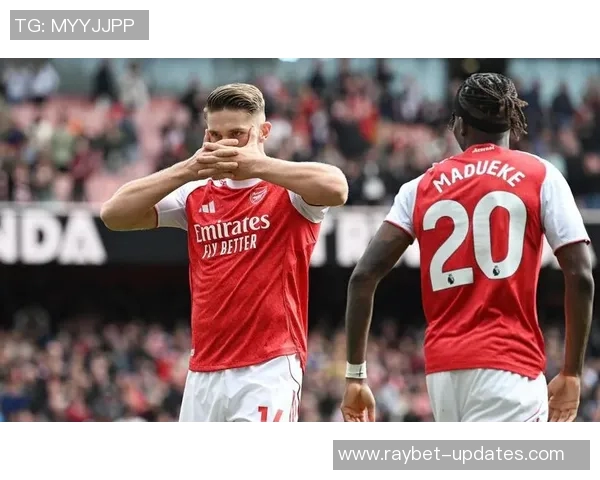 英超激战：马竞5-0阿森纳逆转瞬间引发全场争议判罚热议