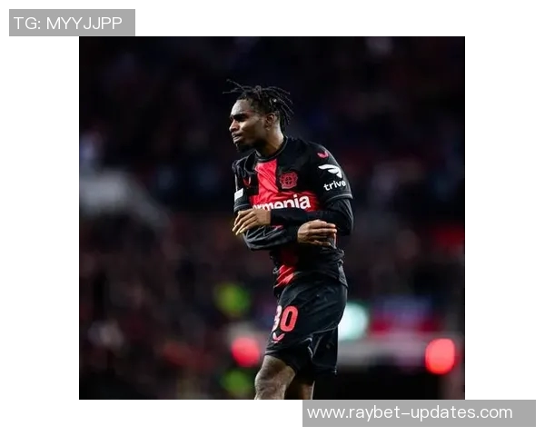 巴黎圣日耳曼惊险逆转里昂友谊赛补时绝杀引发全场狂欢